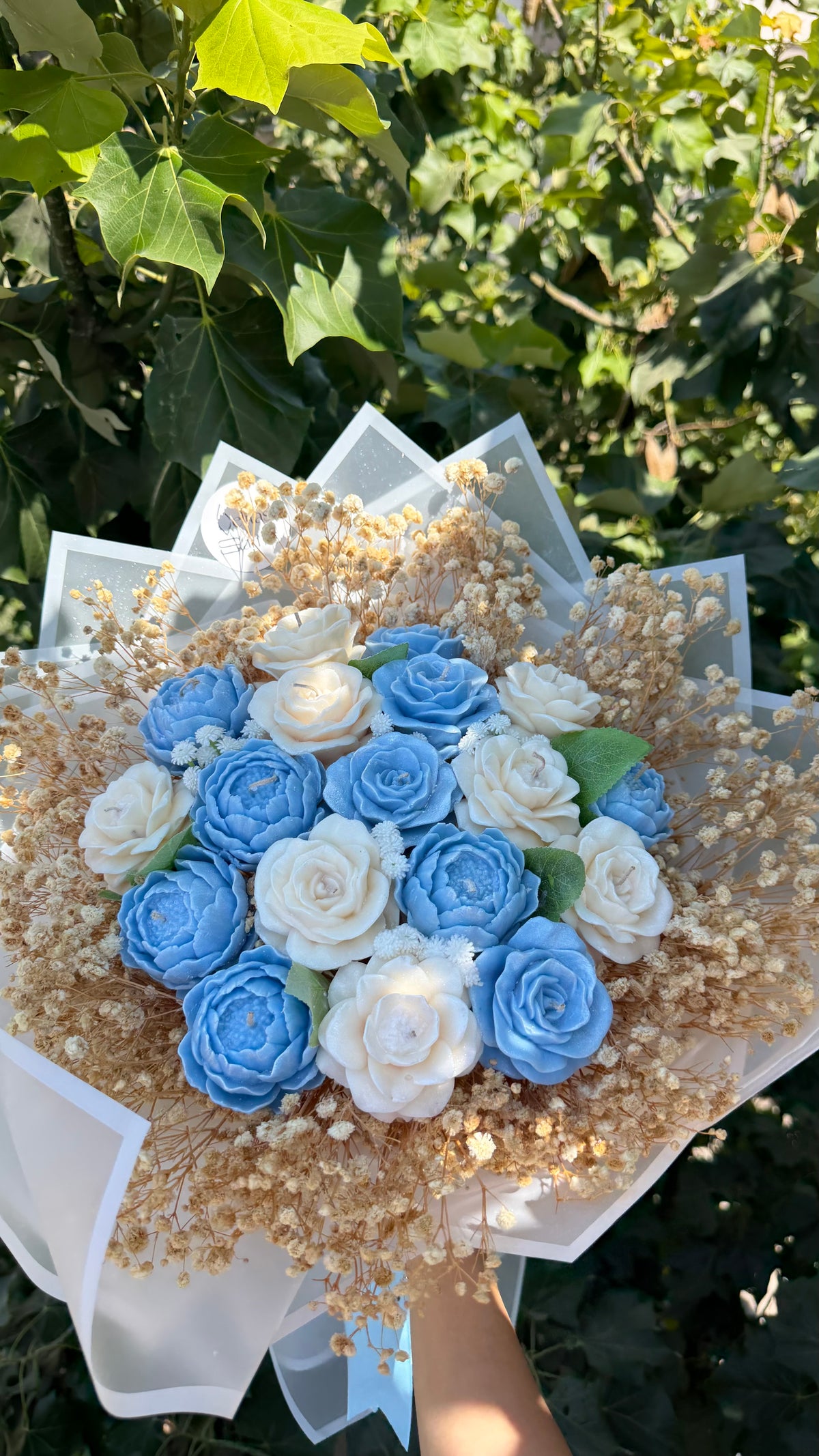 Trio in blue